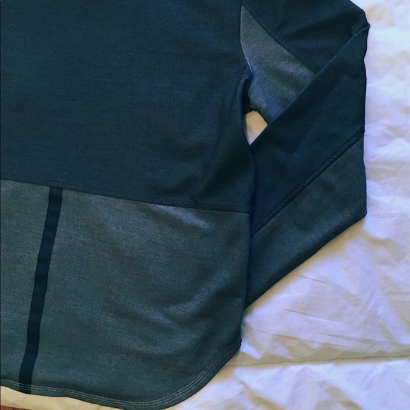 Chico’s Zenergy Cali Knit Indigo Jacket - Picture 8 of 8